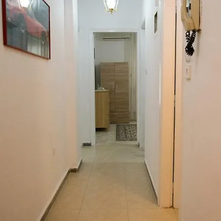 J & J αppartment