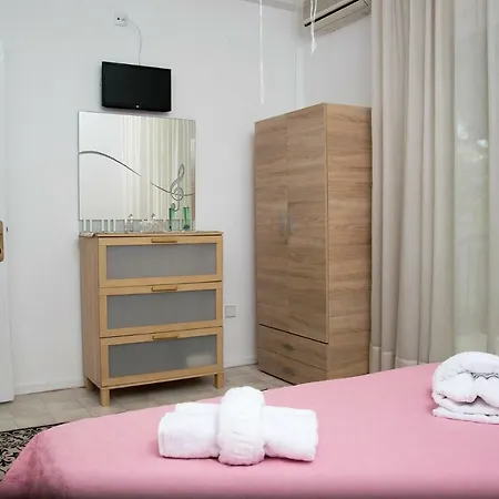 J & J αppartment Néa Péramos
